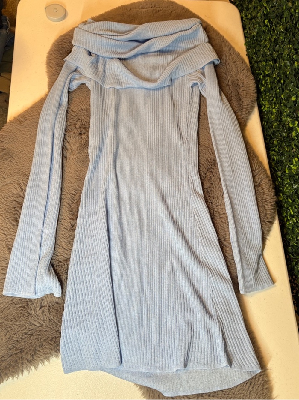 SER.O.YA Light Blue Ribbed Off-Shoulder Long Sleeve Dress